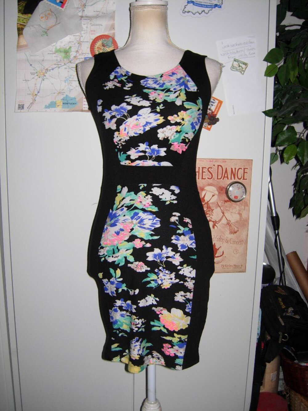 Hot Kiss Floral Bodycon Mini Dress S